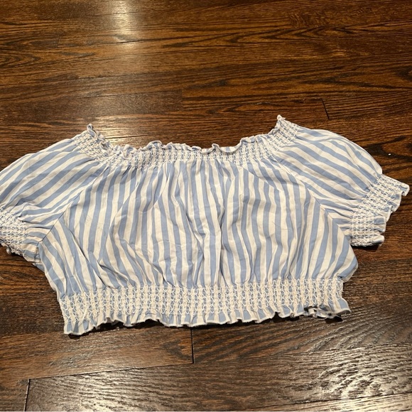 J. Crew | Puff Sleeve Smocked Top Blue and White Stripes Cropped Large - Picture 6 of 8